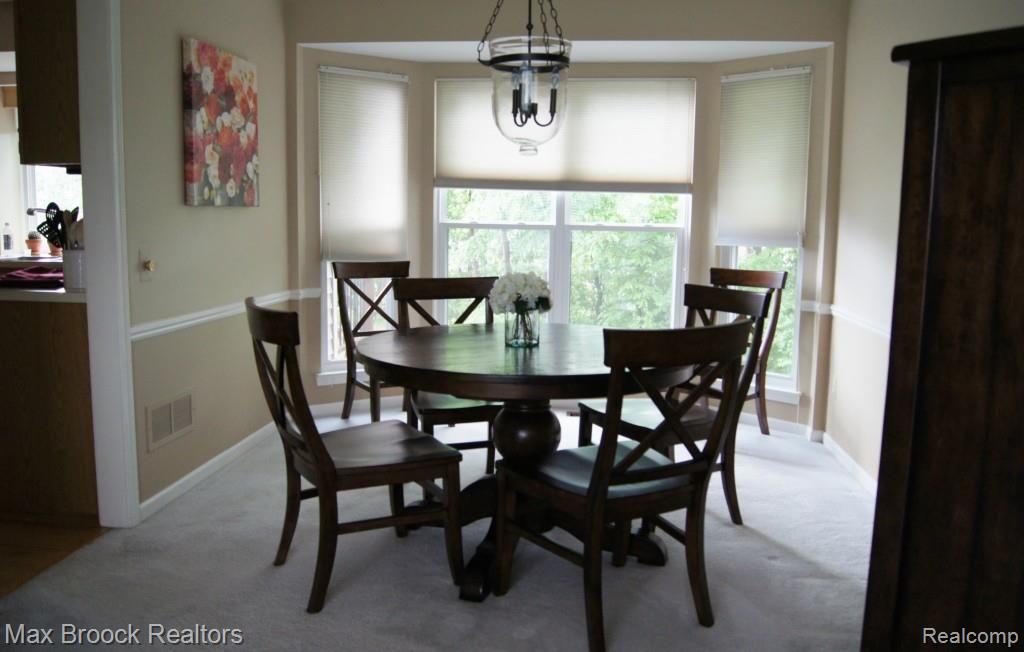 Dining Room with Bay Extension