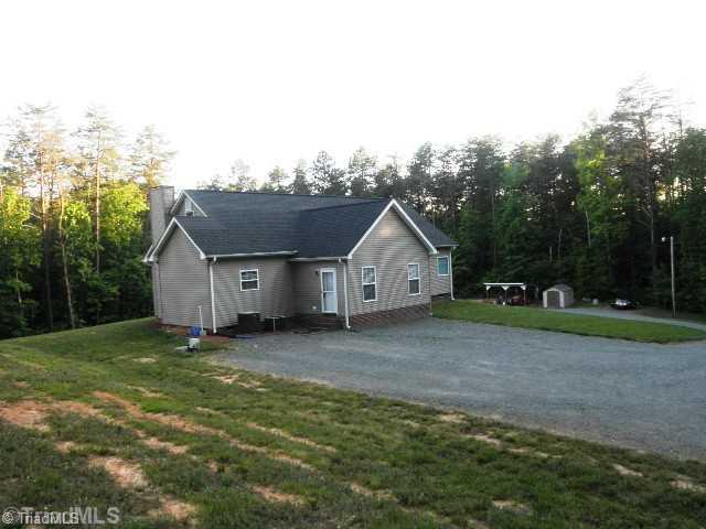 920 Warren Farm Road Walnut Cove, NC 27052 - Photo 13 of 16 Exterior Back.