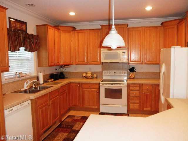 920 Warren Farm Road Walnut Cove, NC 27052 - Photo 7 of 16 Kitchen.