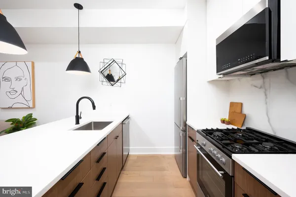 $3,300 | 1316 8th Street Northwest, Unit 1, Washington, DC 20001