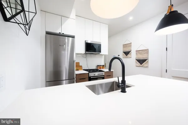 $3,300 | 1316 8th Street Northwest, Unit 1, Washington, DC 20001