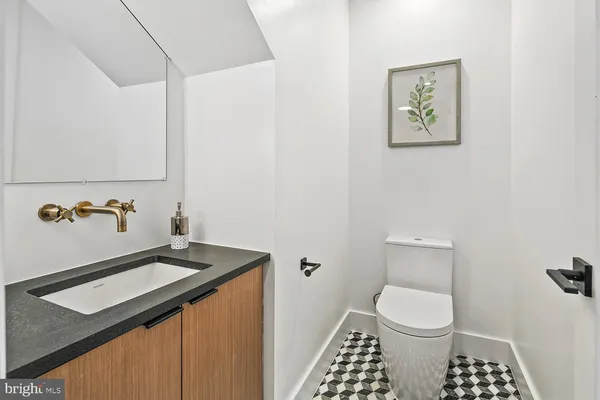 $3,300 | 1316 8th Street Northwest, Unit 1, Washington, DC 20001
