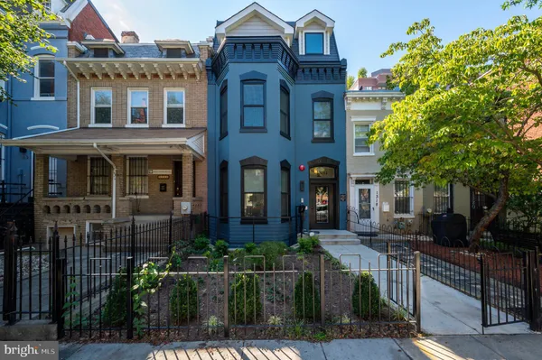 $3,300 | 1316 8th Street Northwest, Unit 1, Washington, DC 20001