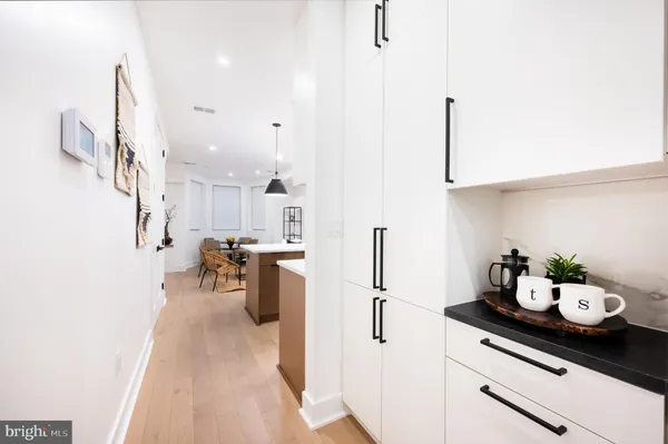 $3,300 | 1316 8th Street Northwest, Unit 1, Washington, DC 20001