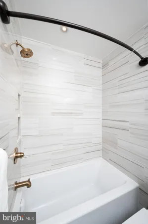 $3,300 | 1316 8th Street Northwest, Unit 1, Washington, DC 20001