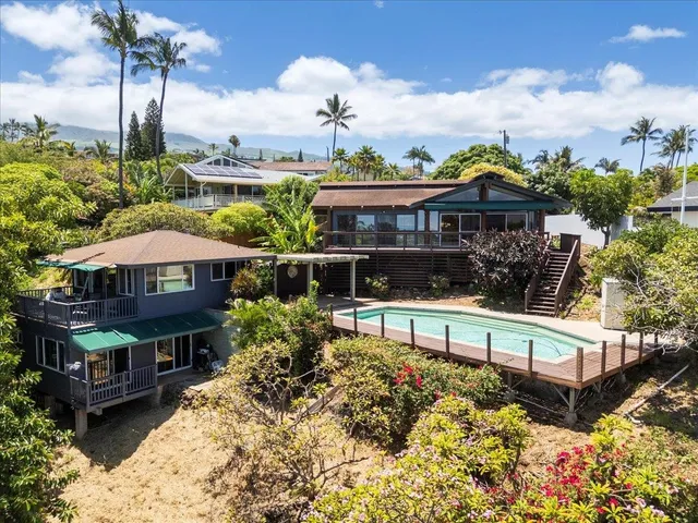 $2,250,000 | 561 Kaleo Place, Kihei, HI 96753