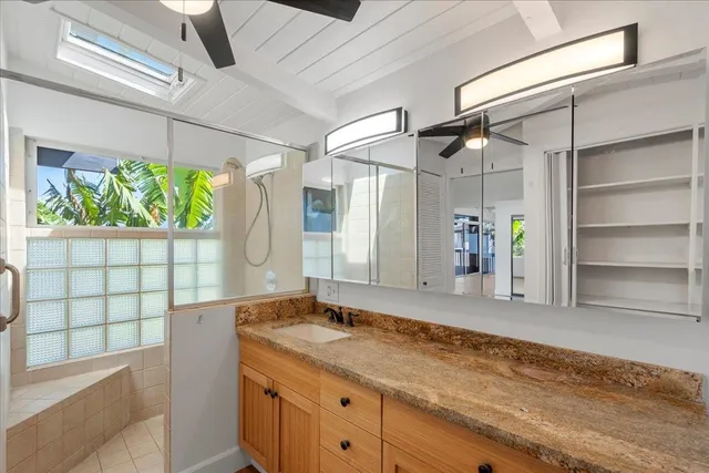 $2,250,000 | 561 Kaleo Place, Kihei, HI 96753