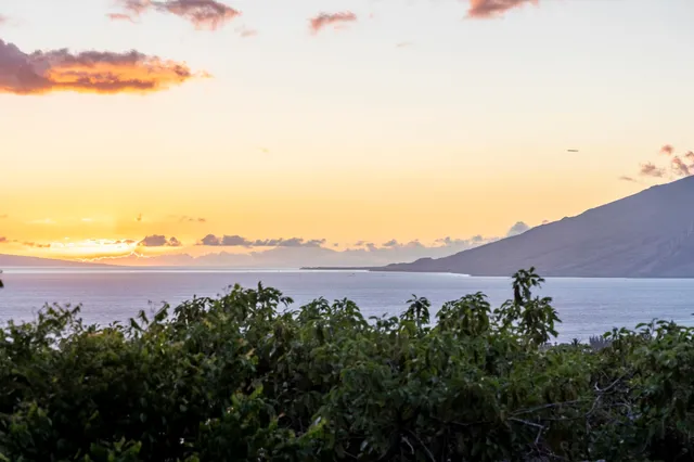 $2,250,000 | 561 Kaleo Place, Kihei, HI 96753