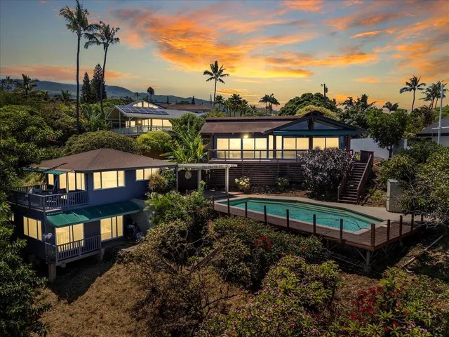 $2,250,000 | 561 Kaleo Place, Kihei, HI 96753
