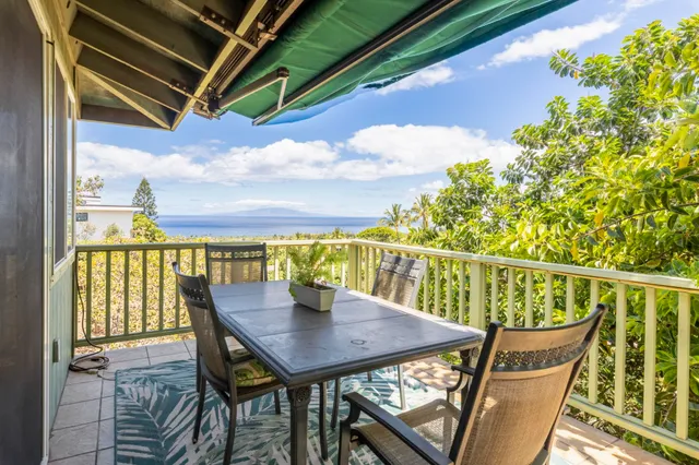 $2,250,000 | 561 Kaleo Place, Kihei, HI 96753