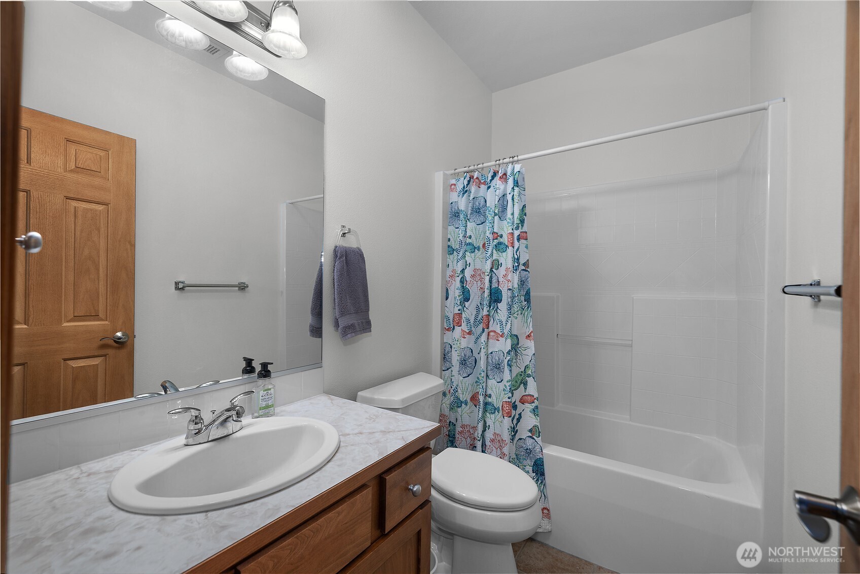 8228 Bainbridge Loop Northeast Lacey, WA 98516 - Photo 13 of 19