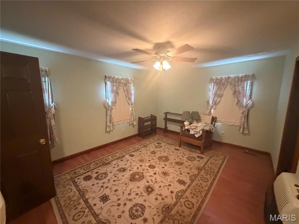 7572 State Rte 161 Extension Iuka, IL 62849 - Photo 17 of 32 Gallery Image 17