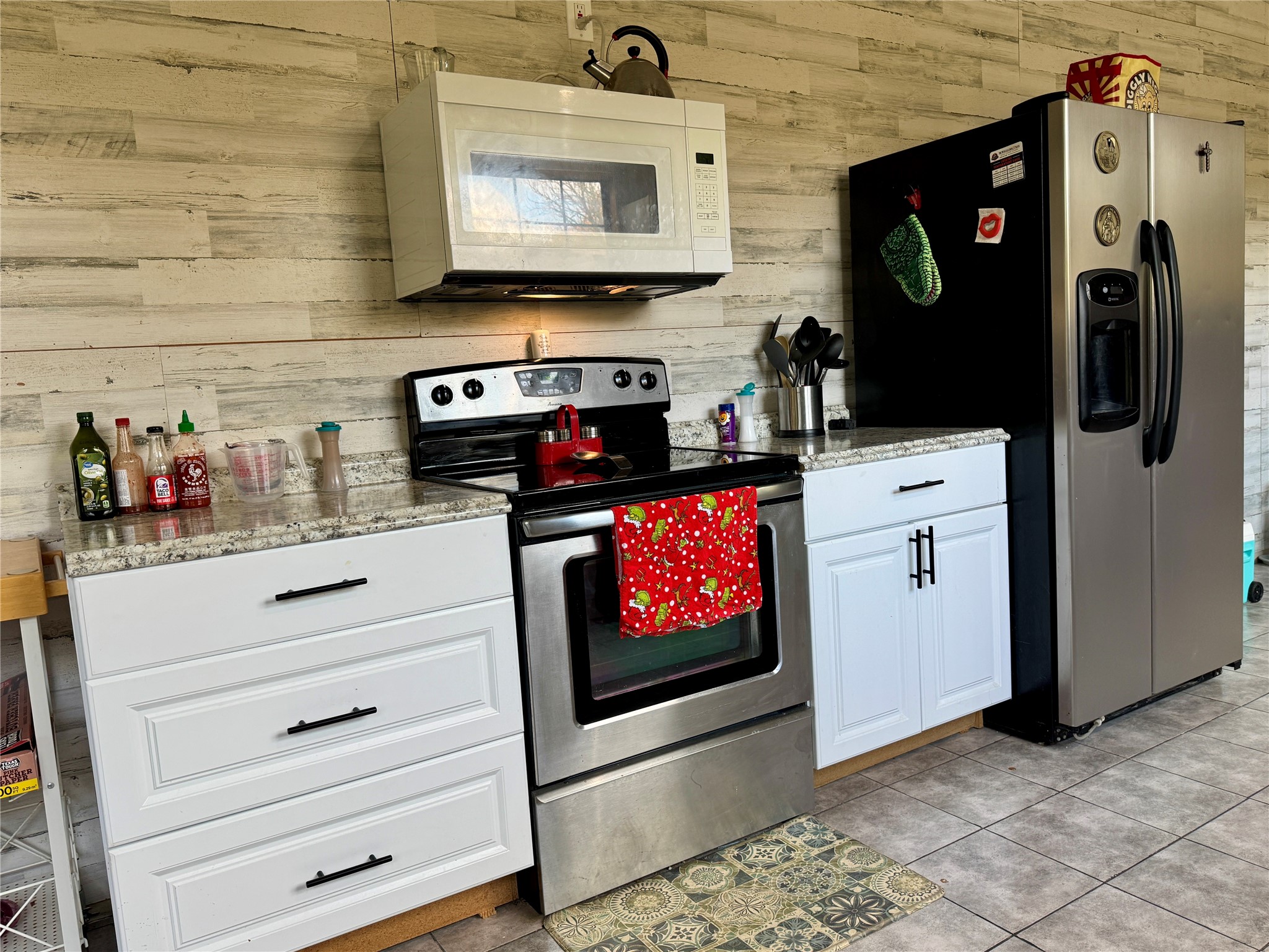 307 Deerwood Drive Trinity, TX 75862 - Photo 23 of 27 Refrigerator Can Stay