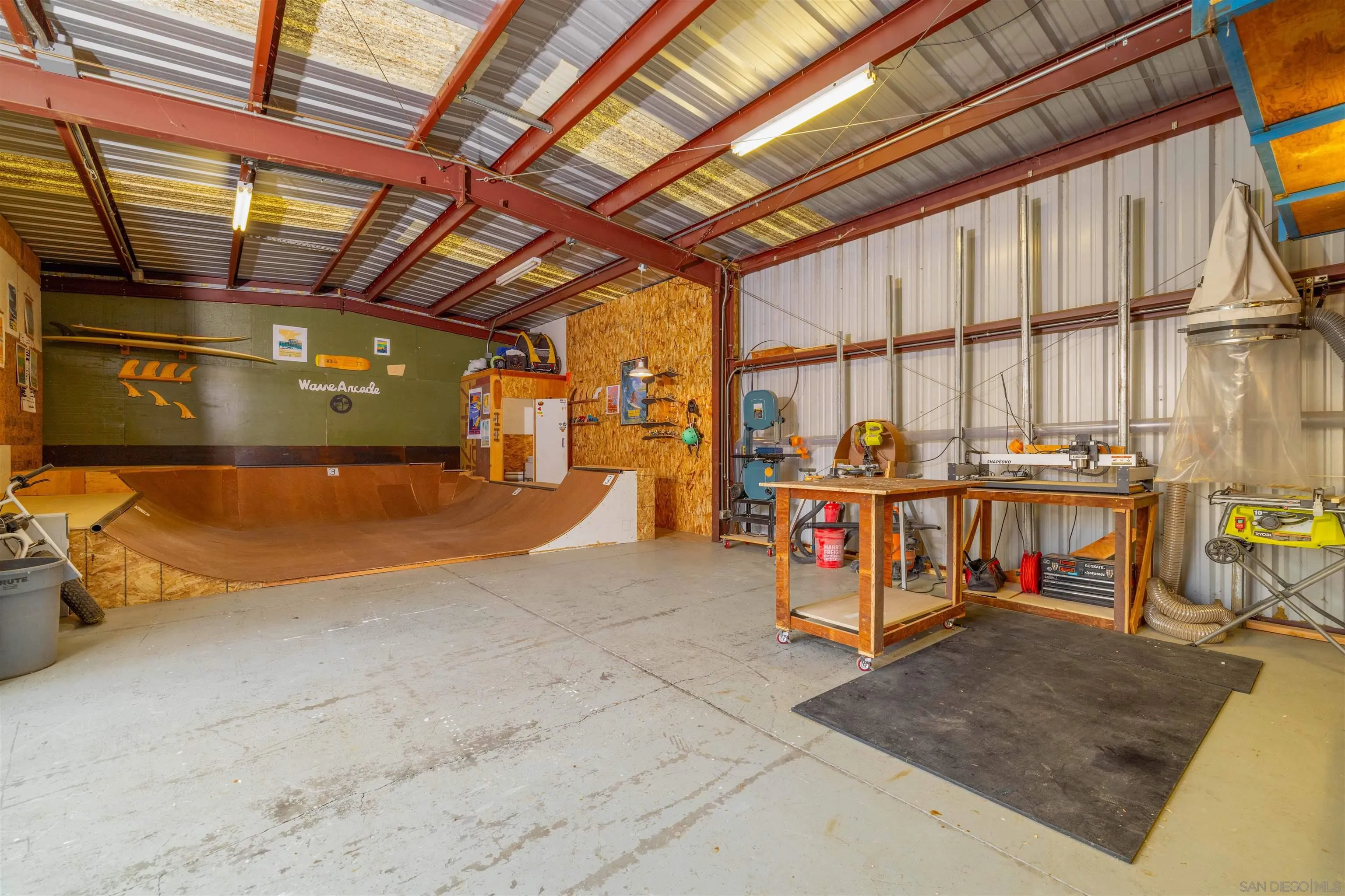 1454 Romance Road Escondido, CA 92029 - Photo 18 of 28 a view of a studio with wooden floor