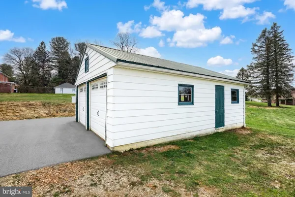 $449,900 | 5765 Glatfelters Station Road, Seven Valleys, PA 17360