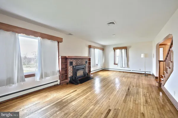 $449,900 | 5765 Glatfelters Station Road, Seven Valleys, PA 17360