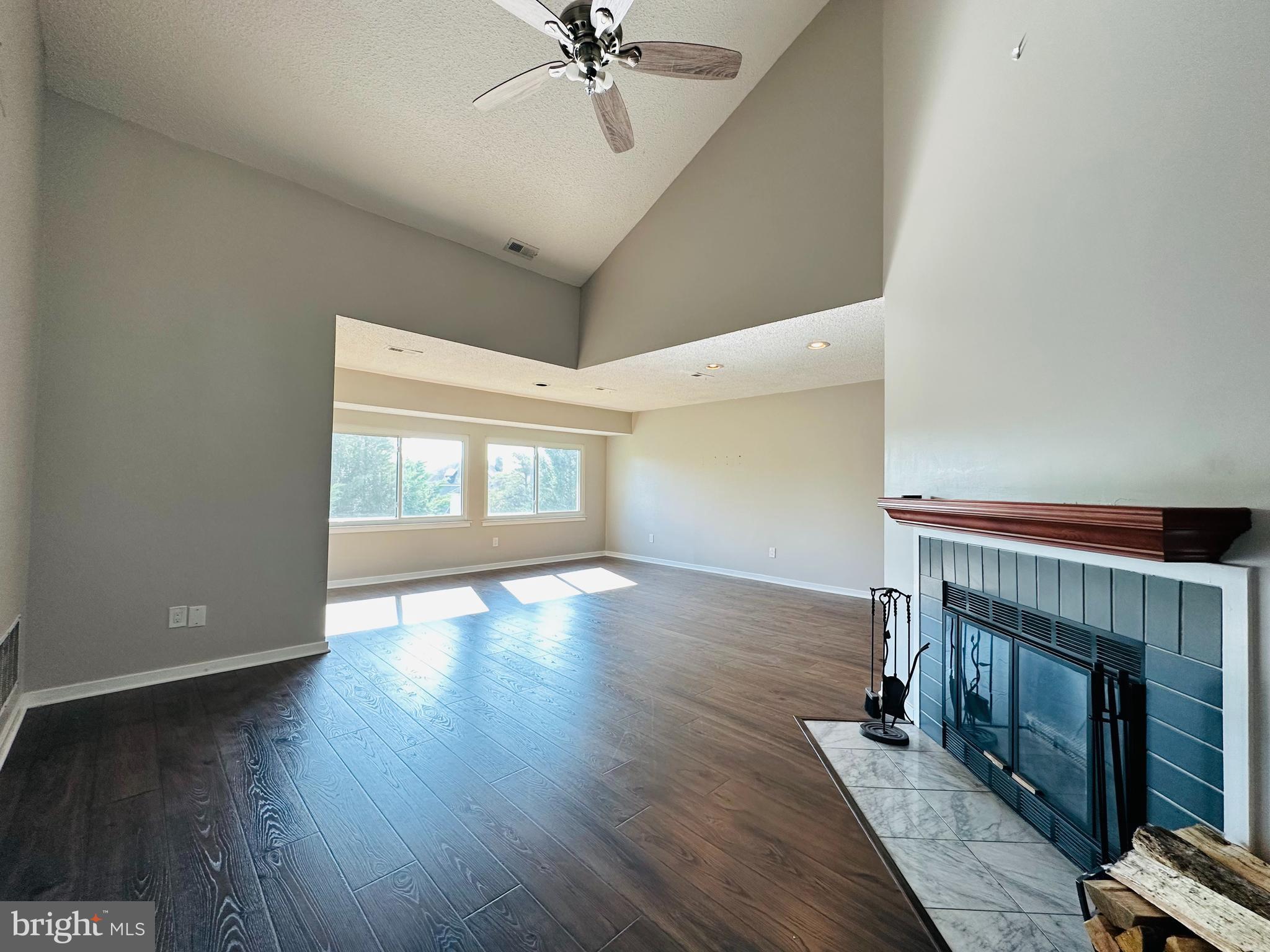 528 Chanticleer Cherry Hill, NJ 08003 - Photo 1 of 18 Livingroom
