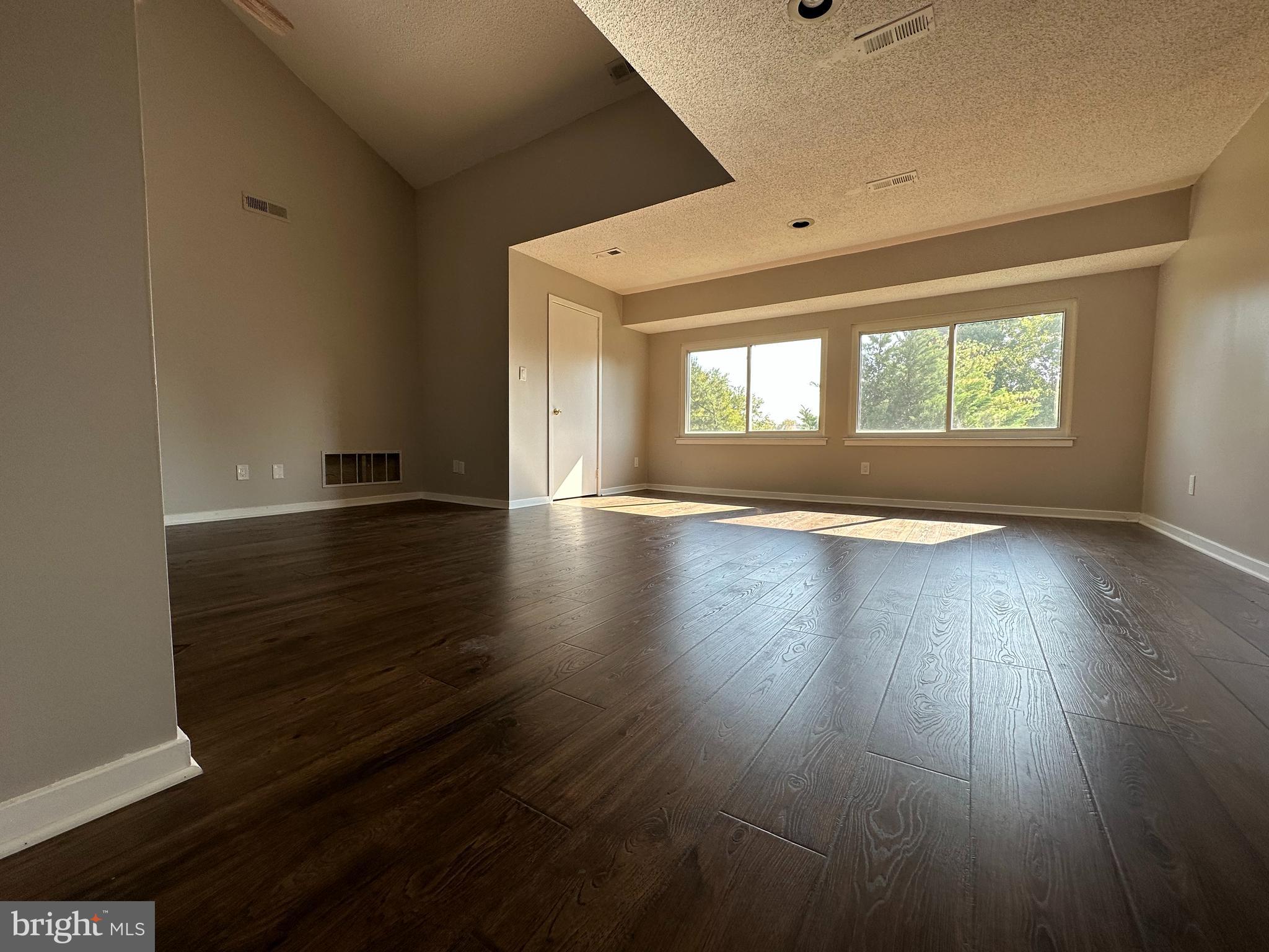 528 Chanticleer Cherry Hill, NJ 08003 - Photo 10 of 18