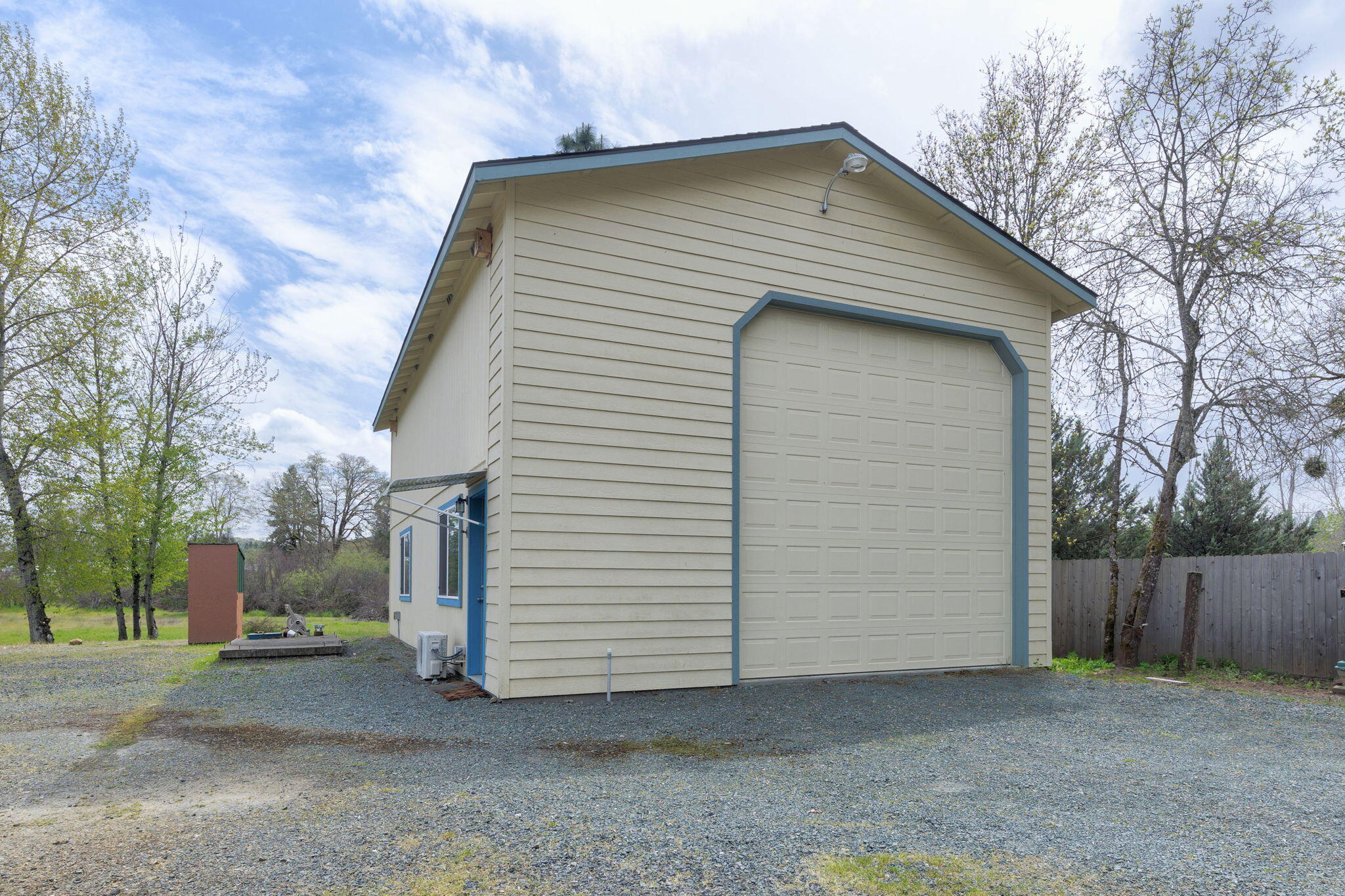 449 Connie Lane Merlin, OR 97532 - Photo 2 of 38 Huge RV Parking Garage