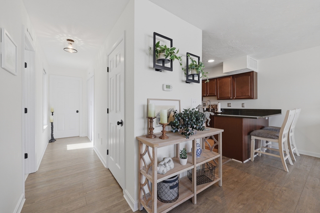 60 Pointe Rok Drive, Unit 60 Worcester, MA 01604 - Photo 6 of 42