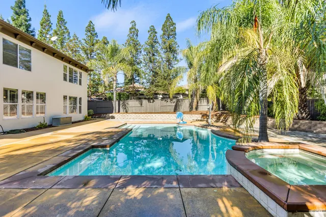 $1,495,000 | 8755 Brookdale Circle, Granite Bay, CA 95746