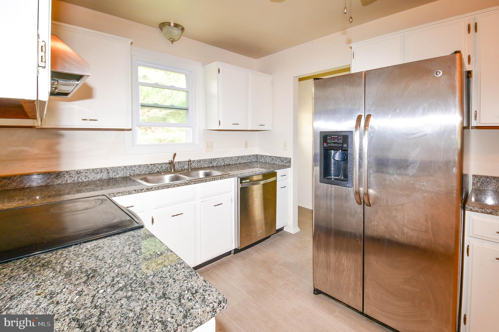 4241 Bartholows Road Mount Airy, MD 21771 - Photo 3 of 18 Gallery Image 3