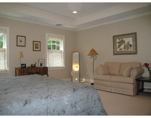 41 Woodcliffe Road Lexington, MA 02421 - Photo 15 of 26 a living room with furniture and window