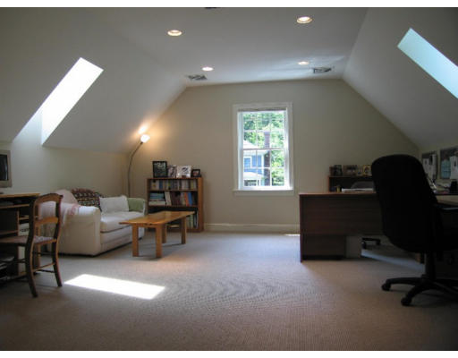 41 Woodcliffe Road Lexington, MA 02421 - Photo 23 of 26 a living room with furniture and a window