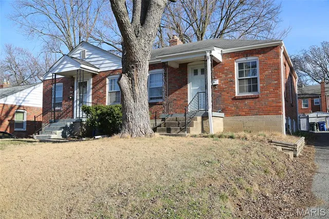 $168,000 | 3516-18 St Luke Lane, St. Ann, MO 63074