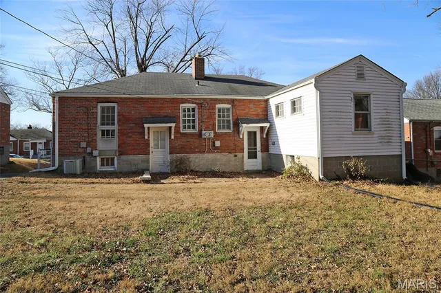 $168,000 | 3516-18 St Luke Lane, St. Ann, MO 63074