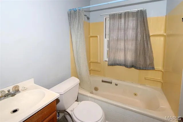 $168,000 | 3516-18 St Luke Lane, St. Ann, MO 63074