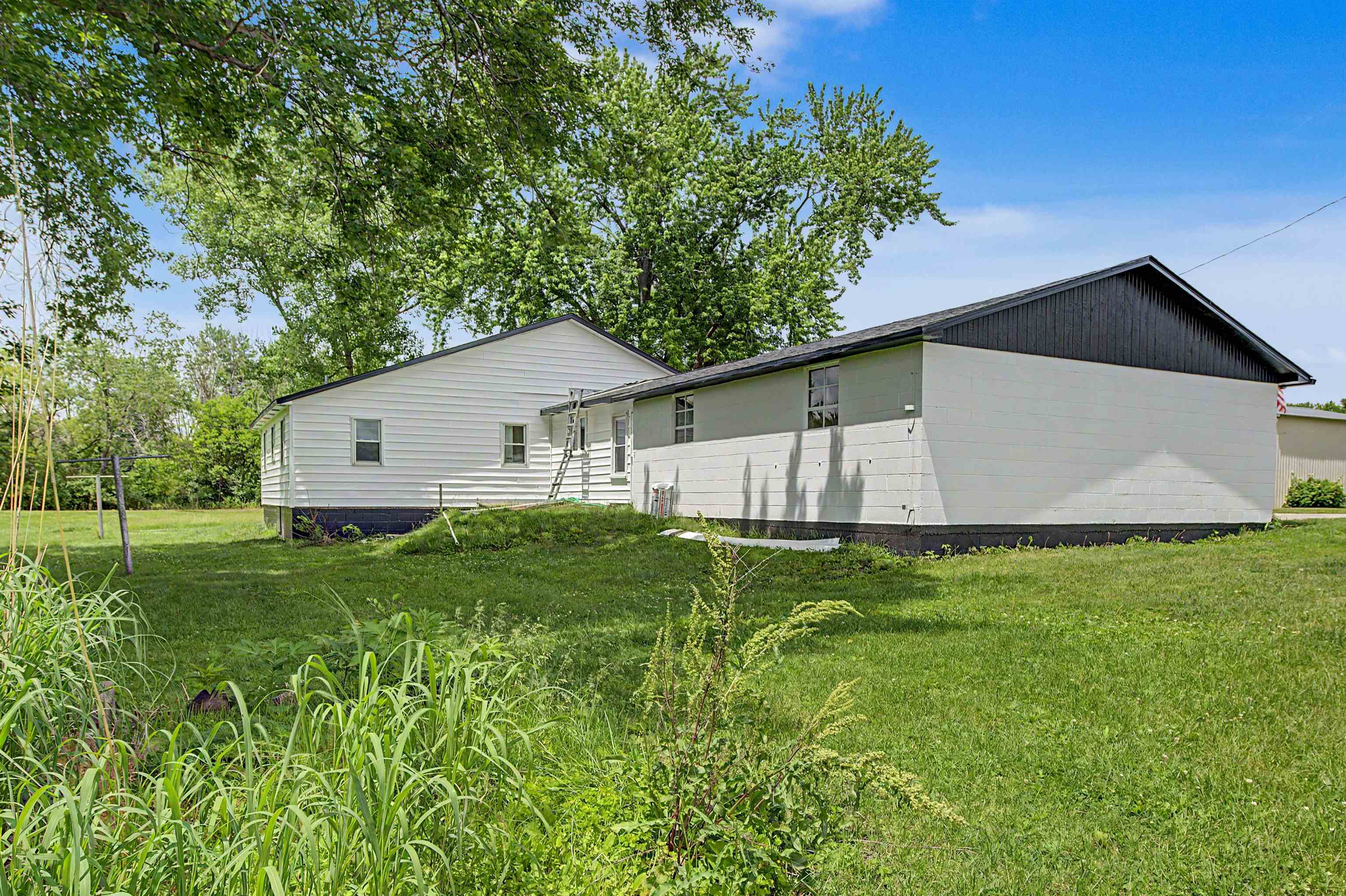 3018 West Beaver Road Freeport, IL 61032 - Photo 29 of 31