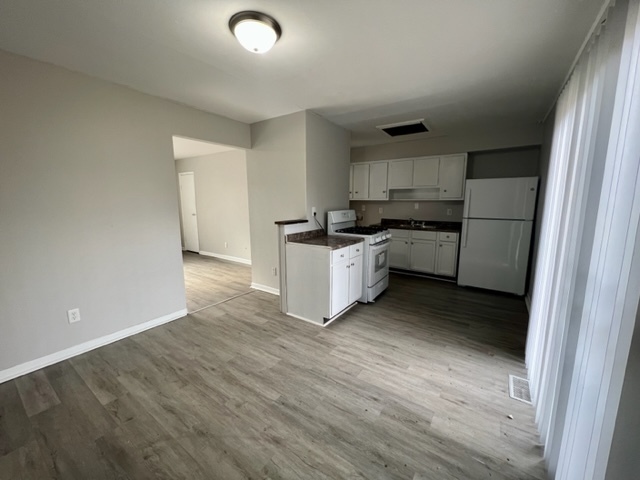 3943 Richelieu Road Indianapolis, IN 46226 - Photo 9 of 27