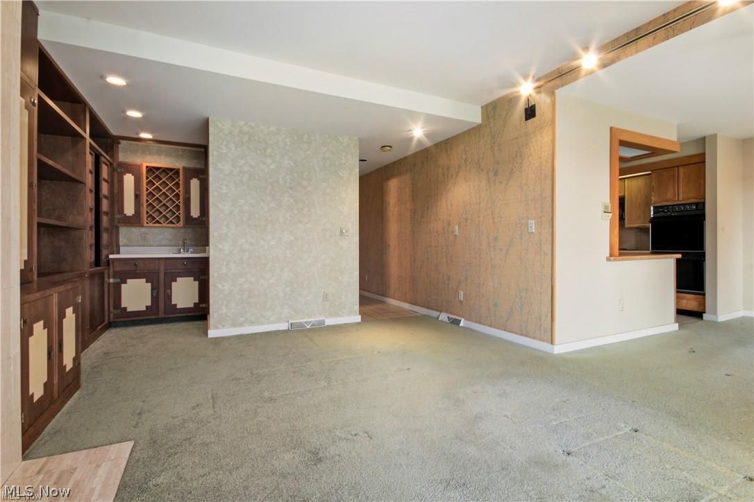 1175 East Calla Road, Unit B103 Youngstown, OH 44514 - Photo 15 of 30