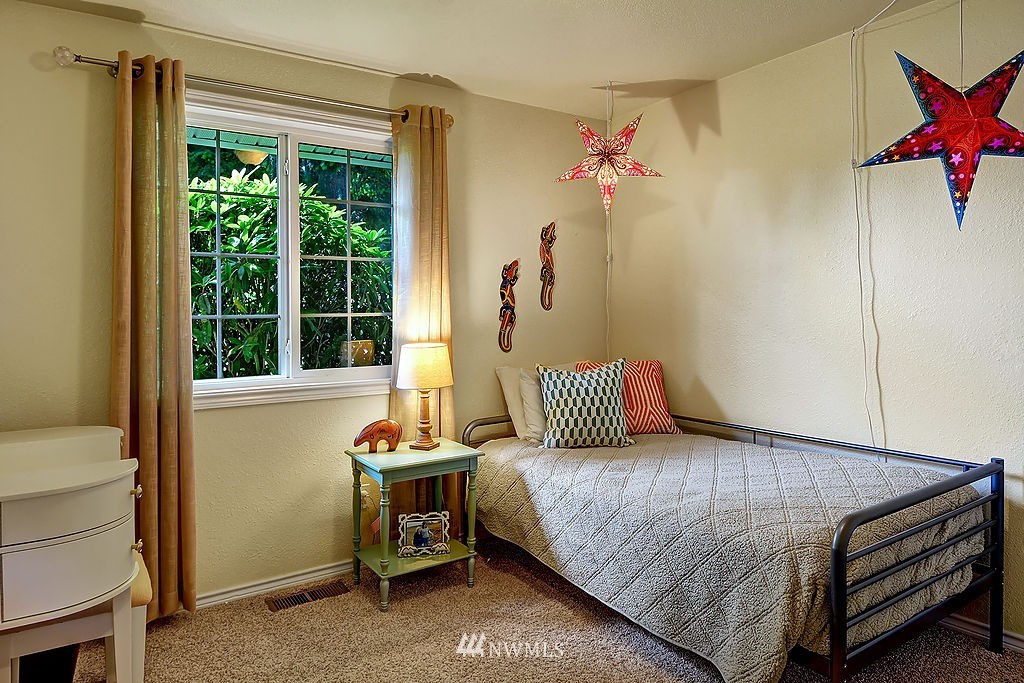 4600 Northeast 23rd Street Renton, WA 98059 - Photo 12 of 18