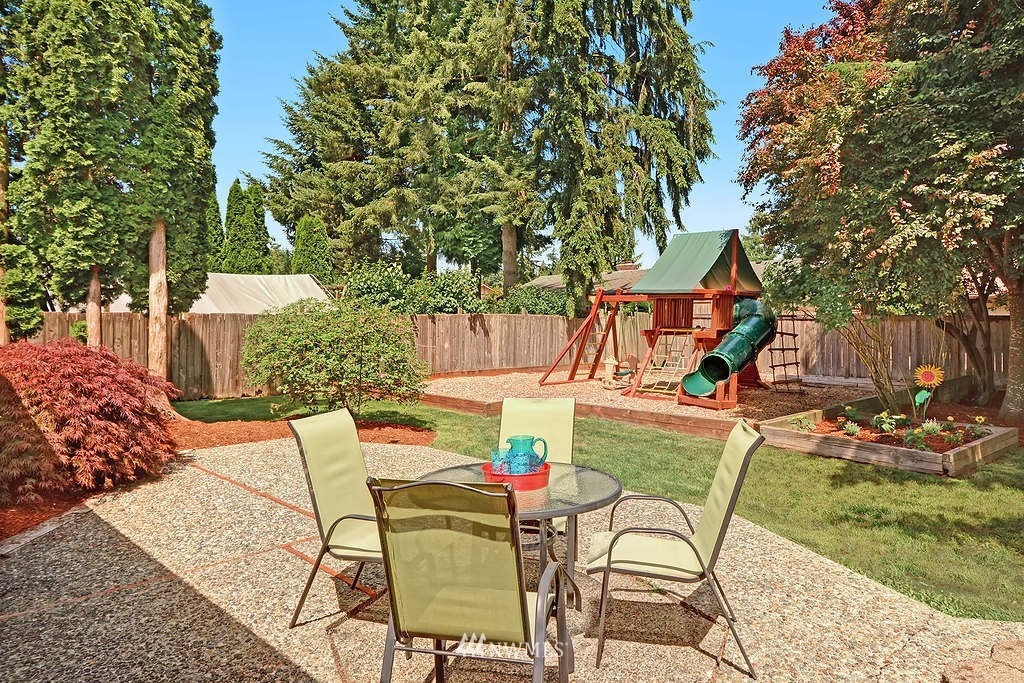 4600 Northeast 23rd Street Renton, WA 98059 - Photo 3 of 18