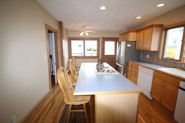 271 River Road Winthrop, MA 02152 - Photo 11 of 25 Gallery Image 11