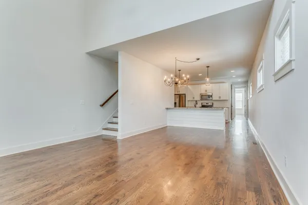 $2,700 | 3221 B Lincoln Avenue, Nashville, TN 37218