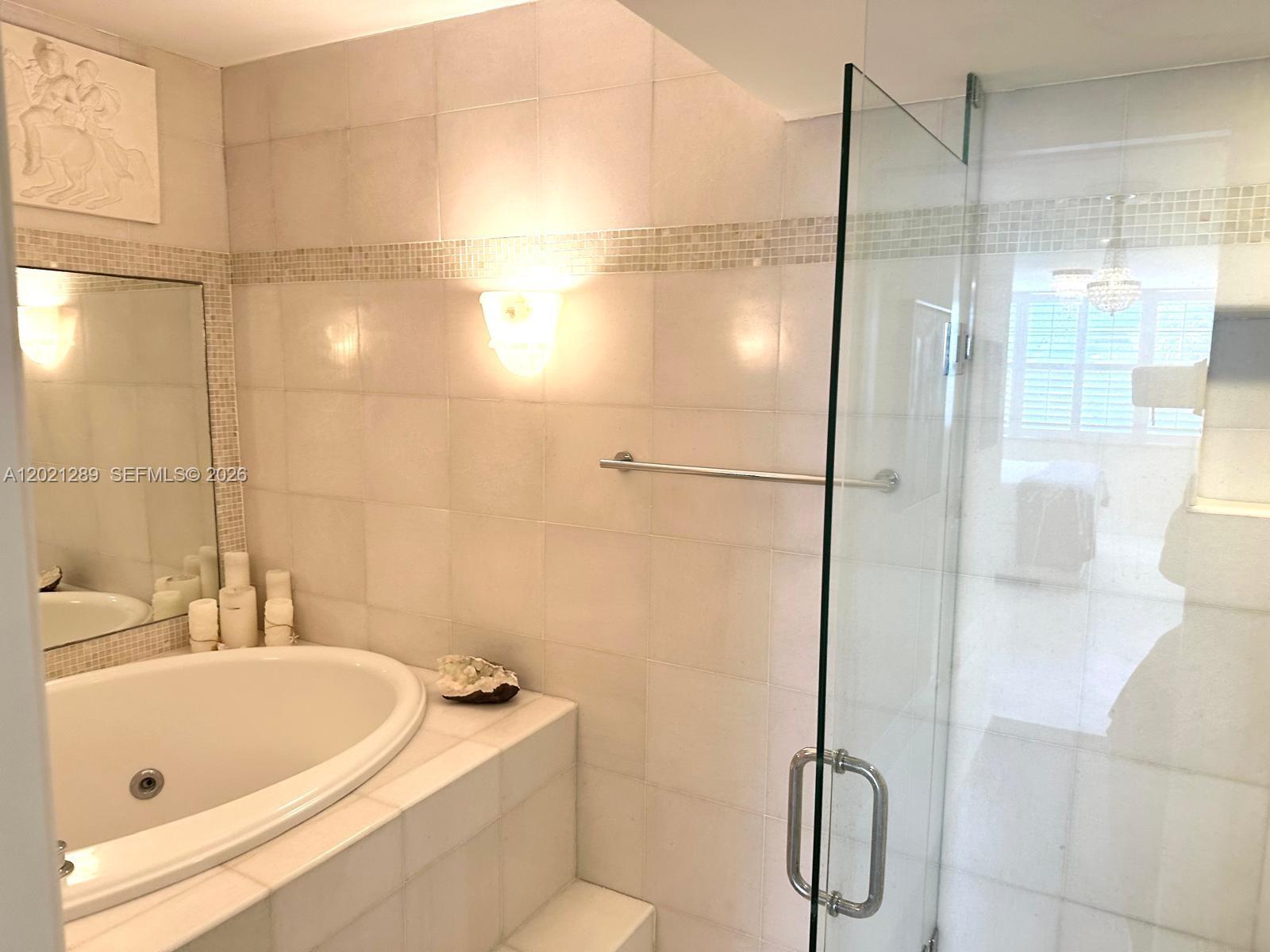 150 Ocean Ln Drive, Unit 2A Key Biscayne, FL 33149 - Photo 26 of 33 Primary