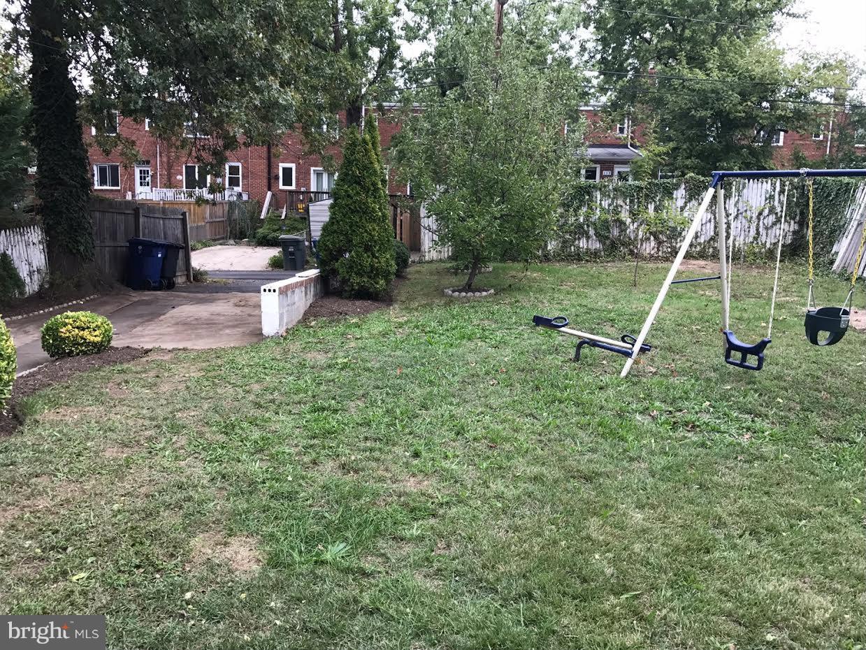 204 West Glebe Road Alexandria, VA 22305 - Photo 22 of 26 a view of a park with slide