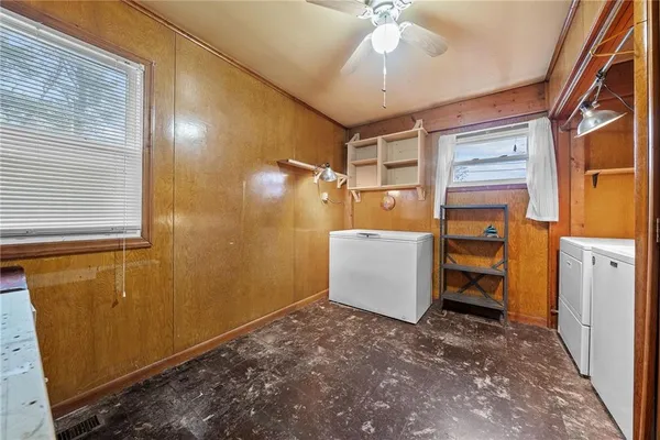a view of a storage & utility room