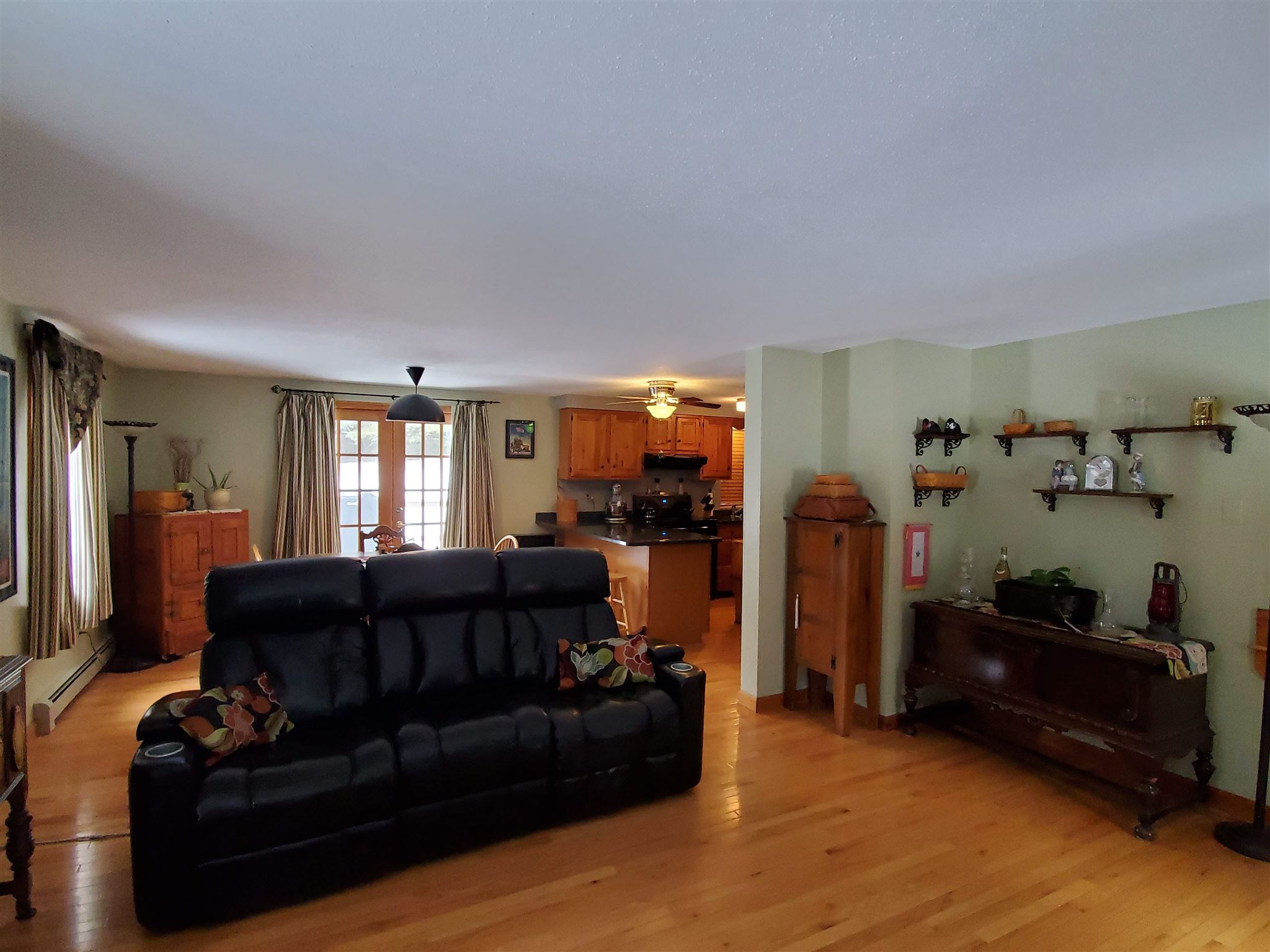 465 Goboro Road Epsom, NH 03234 - Photo 10 of 40
