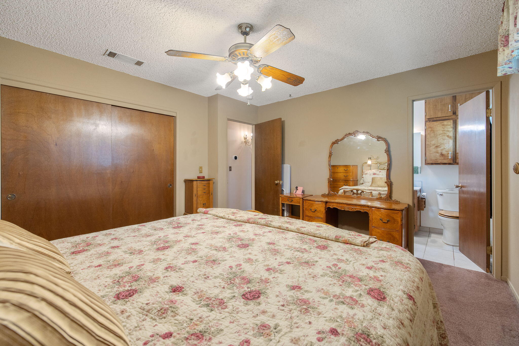 1009 South Rova Court Visalia, CA 93277 - Photo 30 of 57
