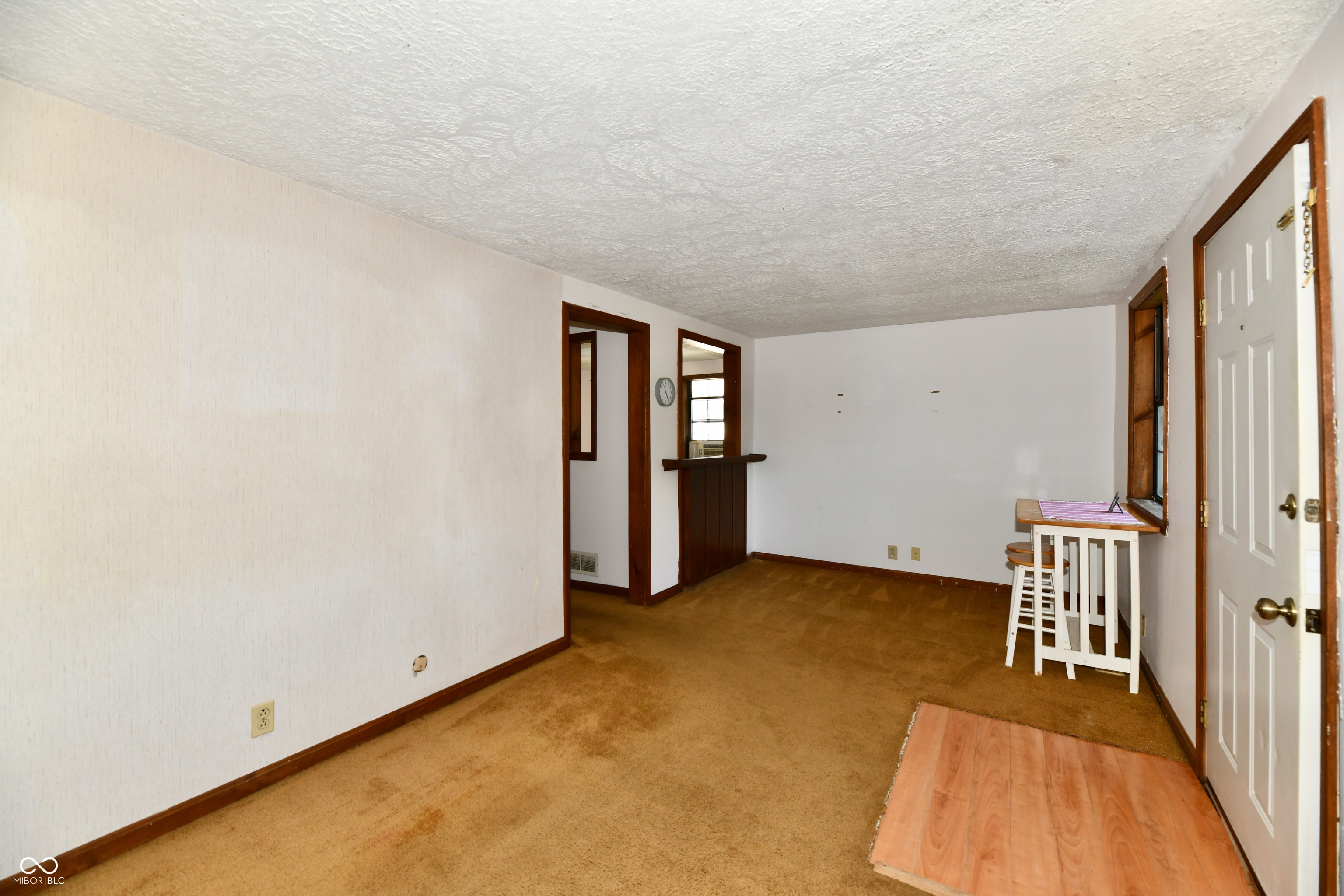 1511 Maxine Road Indianapolis, IN 46240 - Photo 7 of 60