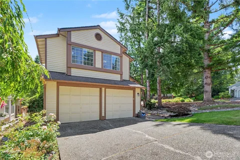 $1,175,000 | 24305 Southeast 42nd Place, Sammamish, WA 98029