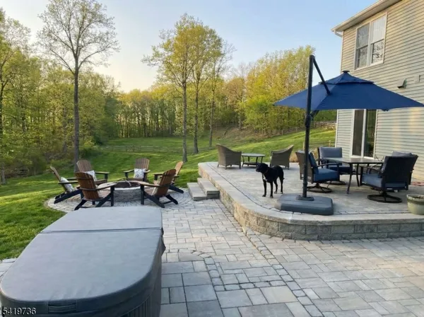 $879,000 | 9 Old Traveled Way, Landing, NJ 07850