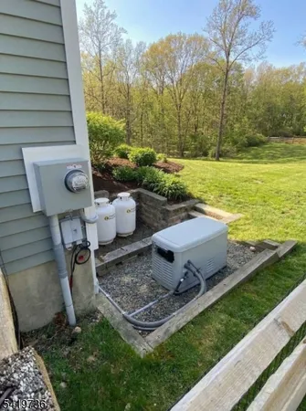 $879,000 | 9 Old Traveled Way, Landing, NJ 07850