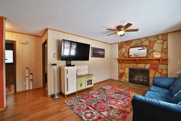 $289,900 | 32042 Darner Lane, Pequot Lakes, MN 56472