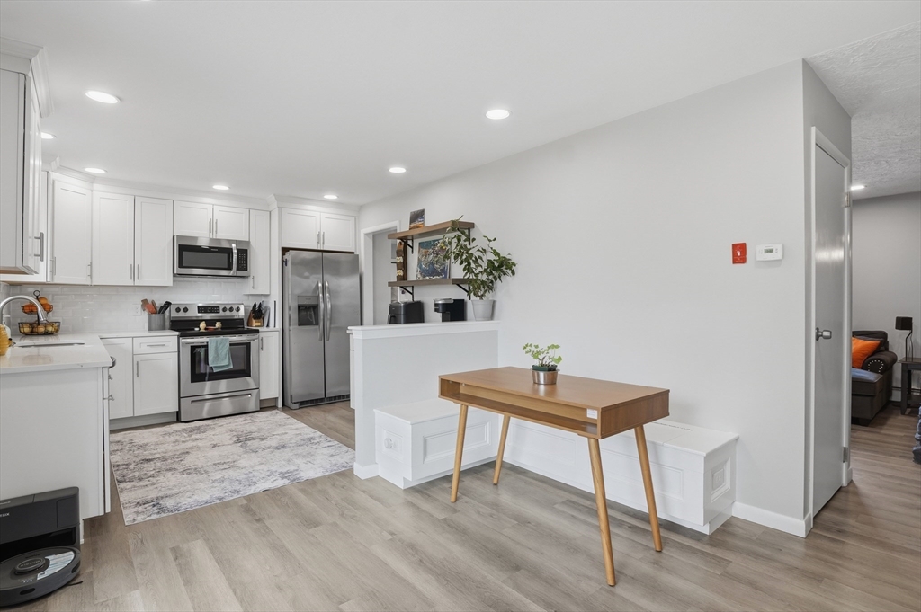 185 Davis Road Westminster, MA 01473 - Photo 15 of 36