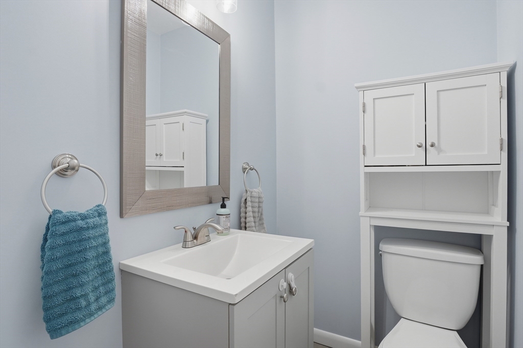 185 Davis Road Westminster, MA 01473 - Photo 24 of 36